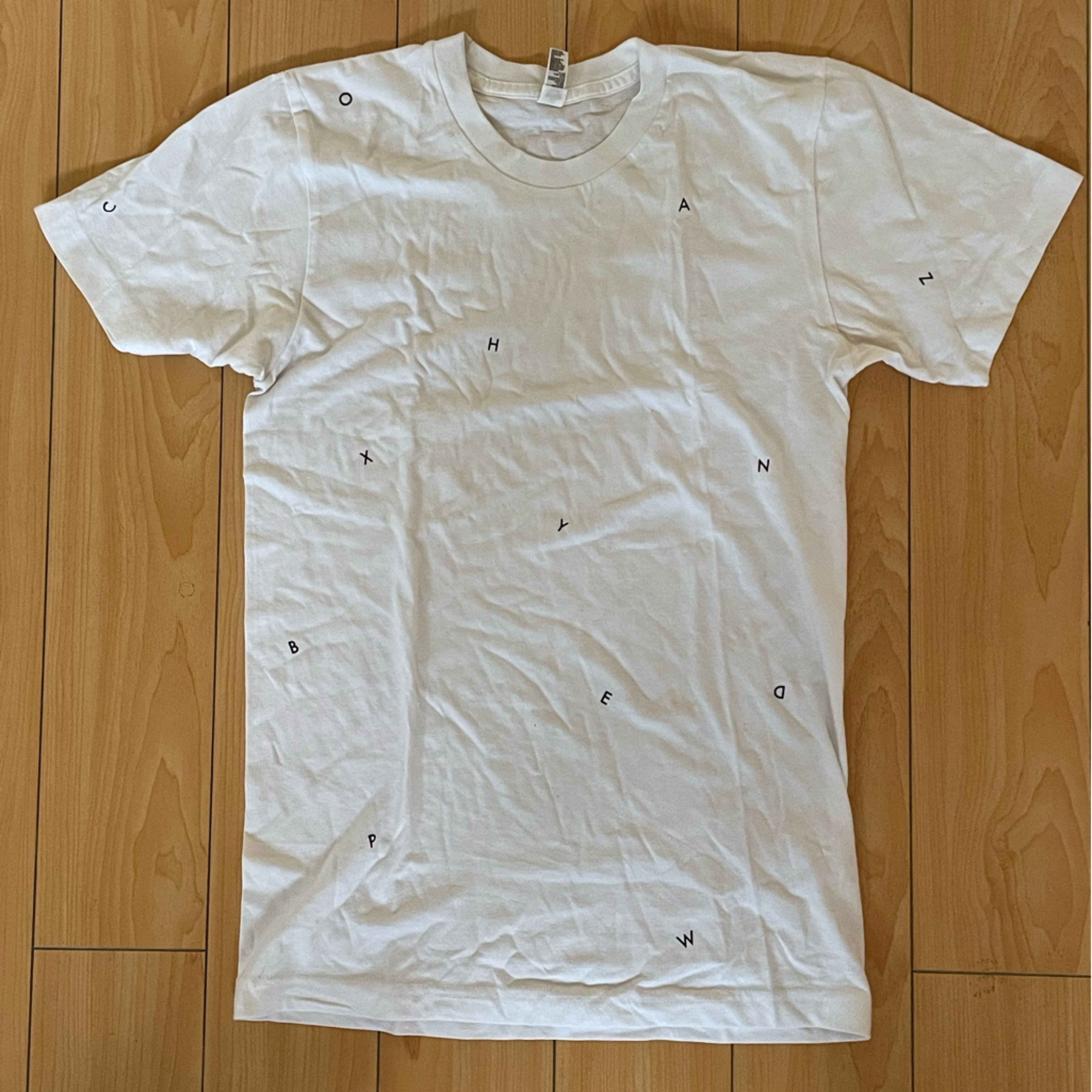 Unique: Tee